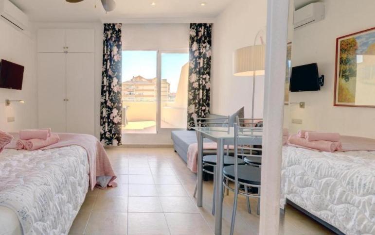 El Estudio De La Playa Benalbeach 324 Gran Terraza Vistas Al Mar بينالماذينا المظهر الخارجي الصورة