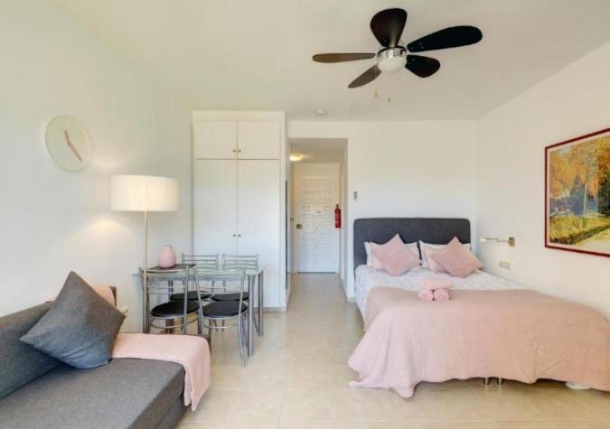 El Estudio De La Playa Benalbeach 324 Gran Terraza Vistas Al Mar بينالماذينا المظهر الخارجي الصورة